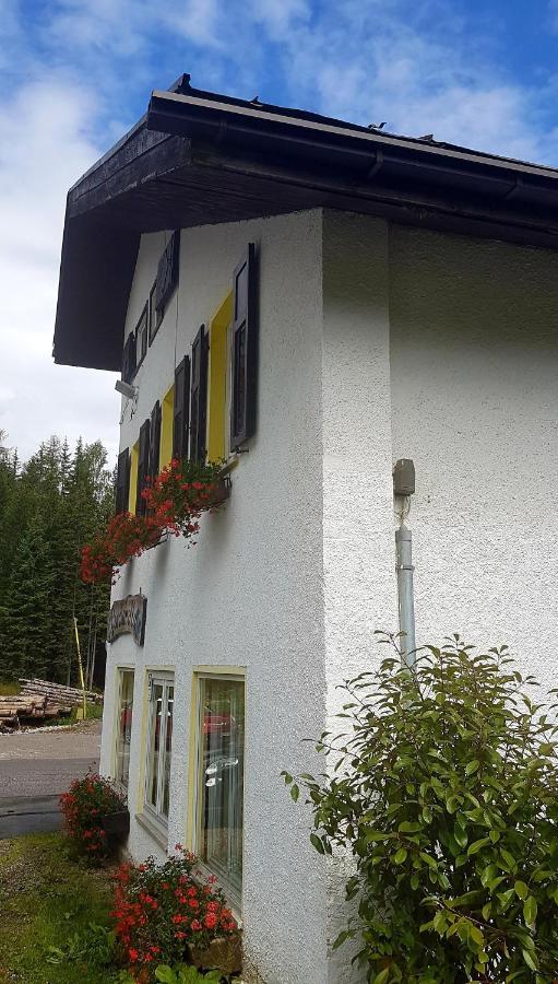 Hotel Ristorante Genzianella Madonna Exterior foto